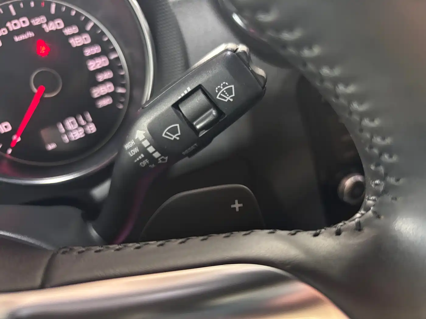 Audi TT 2011 TT Coupe 2.0TFSI фото 11