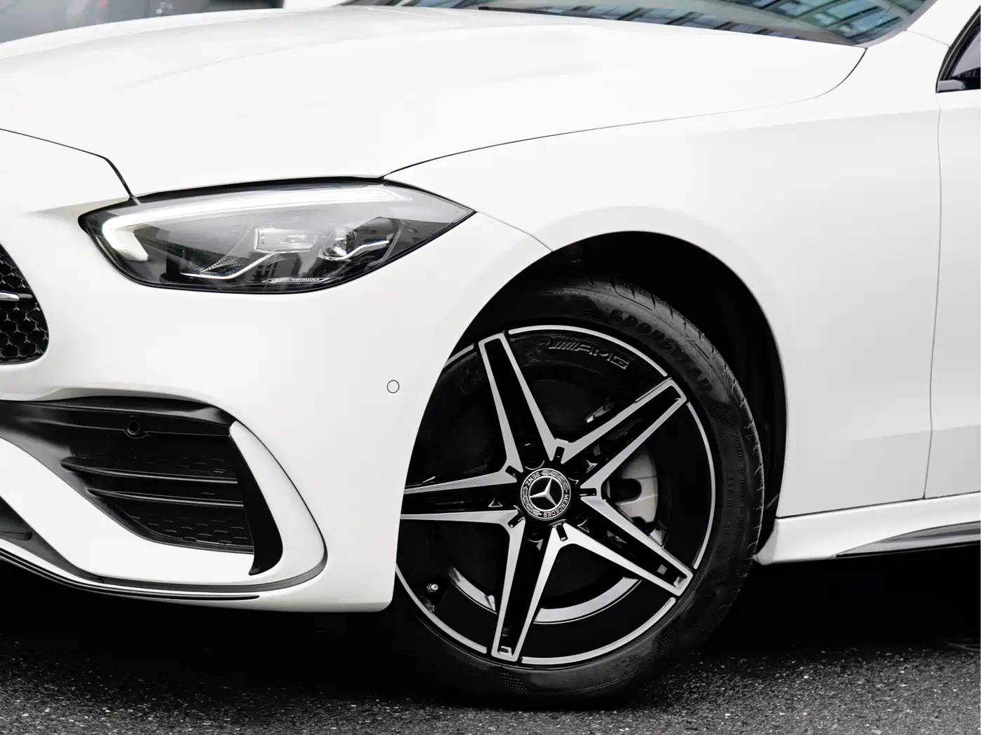 MERCEDES-BENZ C CLASS