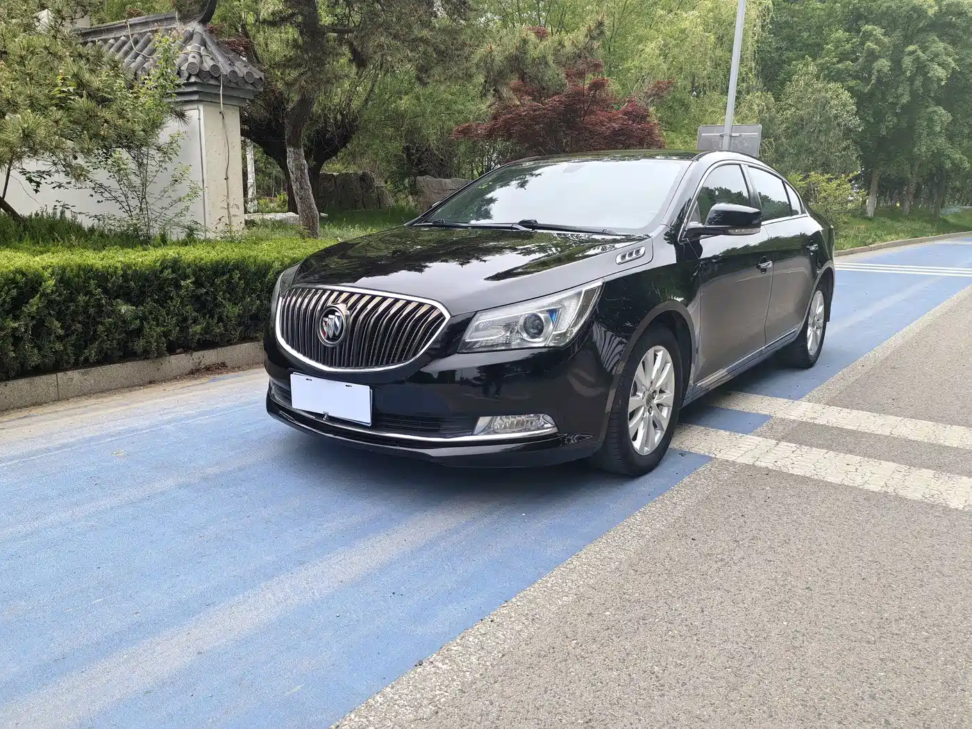 Buick LaCrosse 2013 2.4L SIDI Leading Comfort