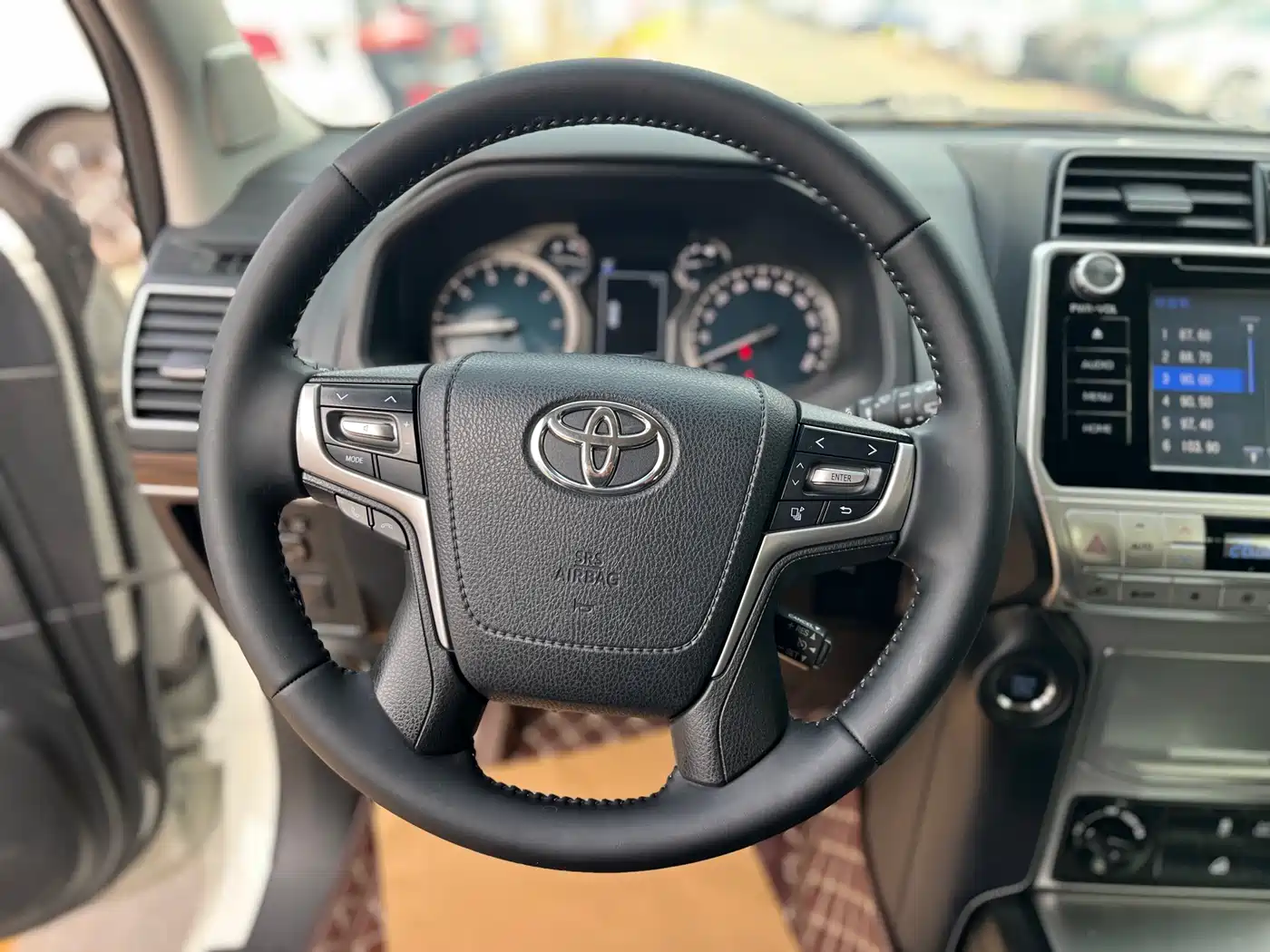 Toyota Prado 2019 3.5L Automatic TX-L Zunxiang Edition фото 19
