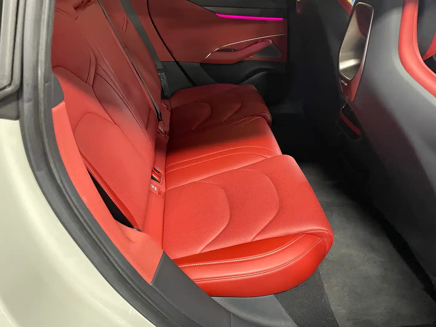 Xiaomi Auto Xiaomi SU7 2024 AWD Extended Range Advanced Smart Driving Max Edition фото 12