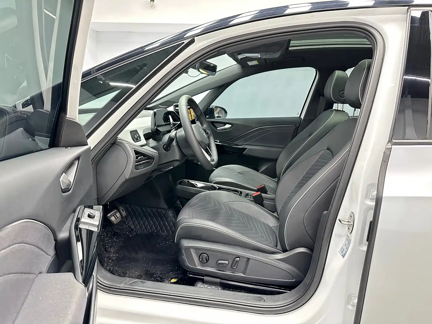 Volkswagen ID.3 2024 Outstanding Edition фото 15