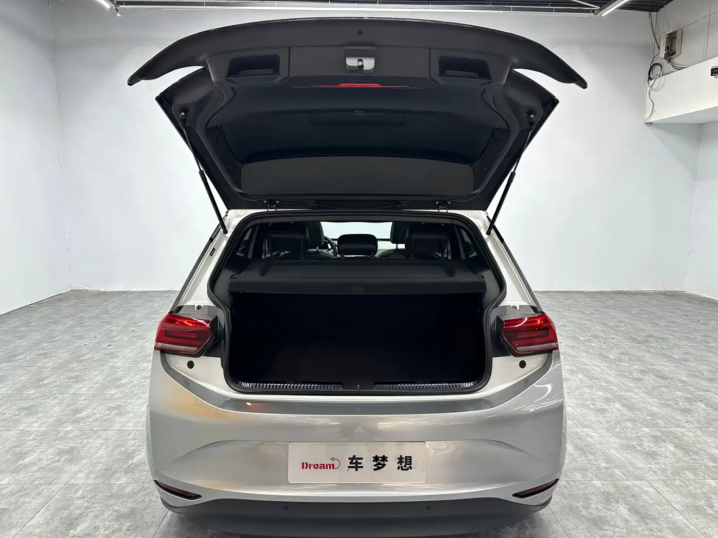 Volkswagen ID.3 2024 Outstanding Edition фото 7
