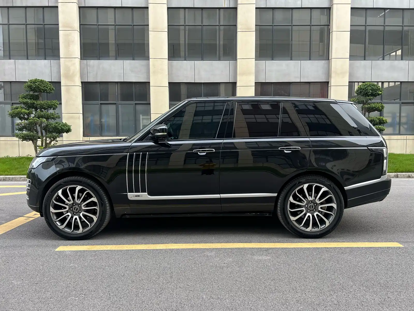 Фото 5 - Land Rover Range Rover