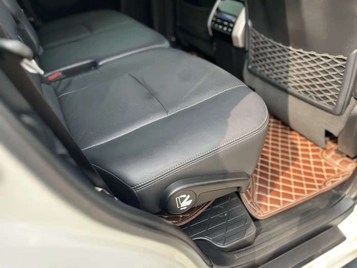 Toyota Prado 2019 3.5L Automatic TX-L Zunxiang Edition фото 28