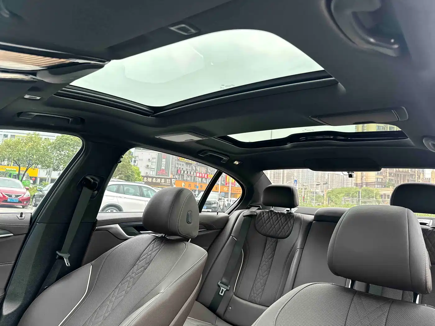 BMW 5 Series 2021 530Li Leading M Sport Package фото 24