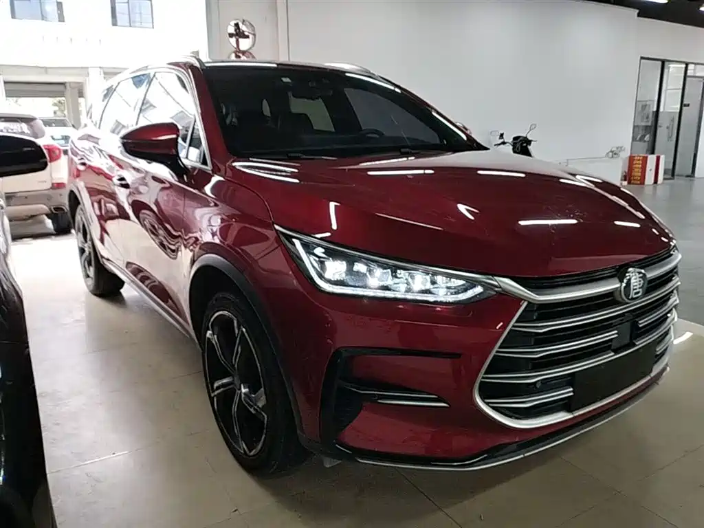 BYD Tang New Energy 2021 DM 2.0T AWD High Performance Premium фото 4