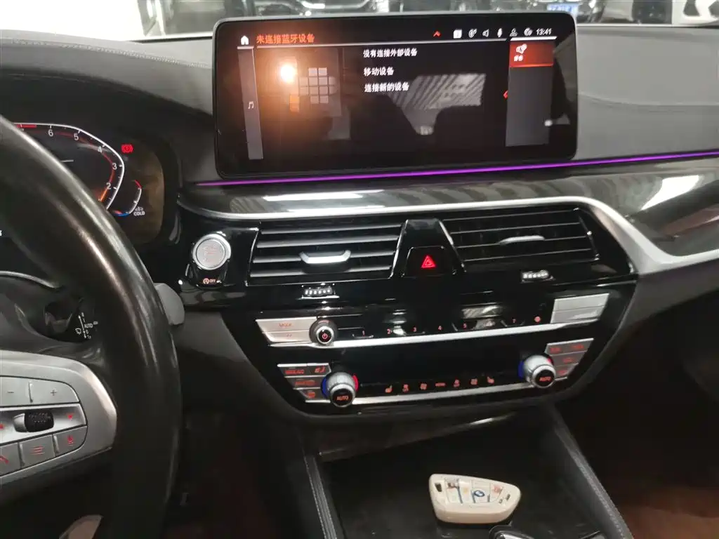 BMW 5 Series 2022 Model Second Facelift 525Li M Sport Package фото 10