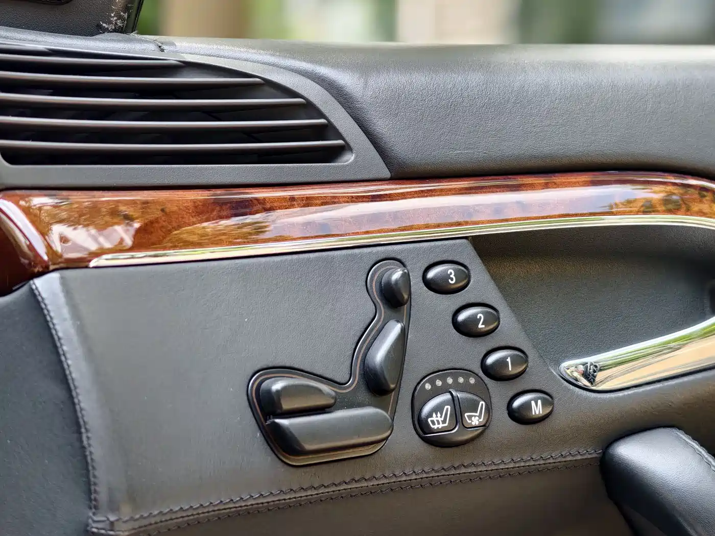 Mercedes-Benz S-Class 2004 S 600 фото 17