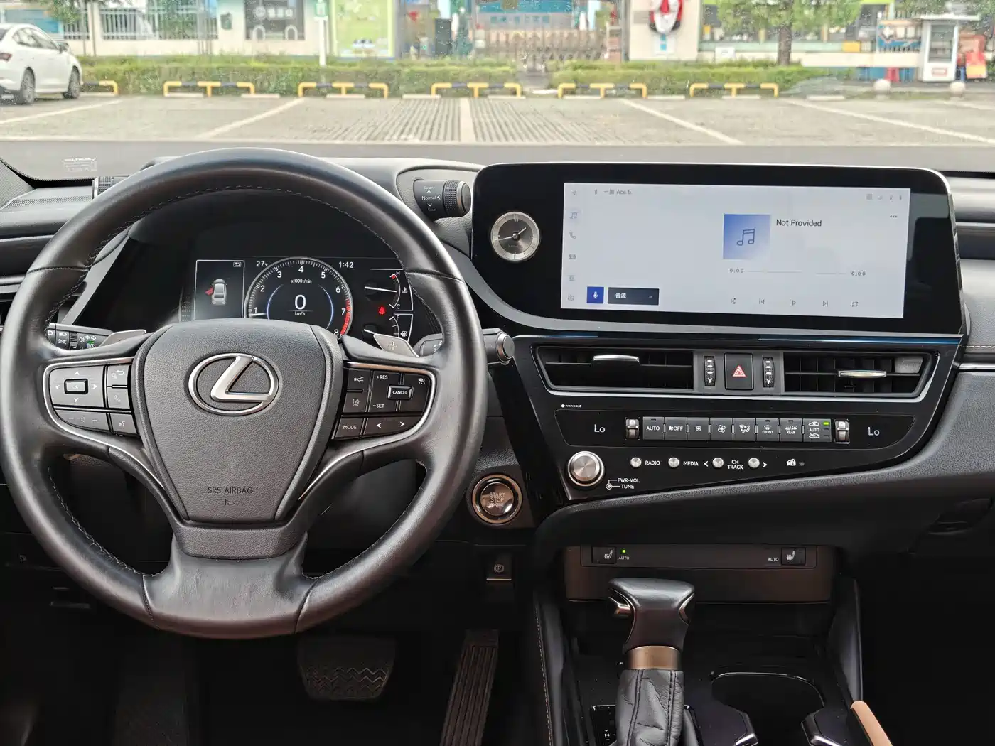 Lexus ES 2023 200 Excellence Edition фото 6