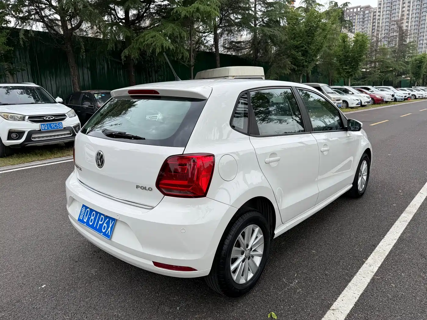 Volkswagen Polo 2016 1.4L Automatic Trend фото 12