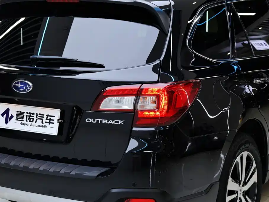 Subaru Outback 2019 2.5i Sport Navigation Edition with EyeSight фото 16