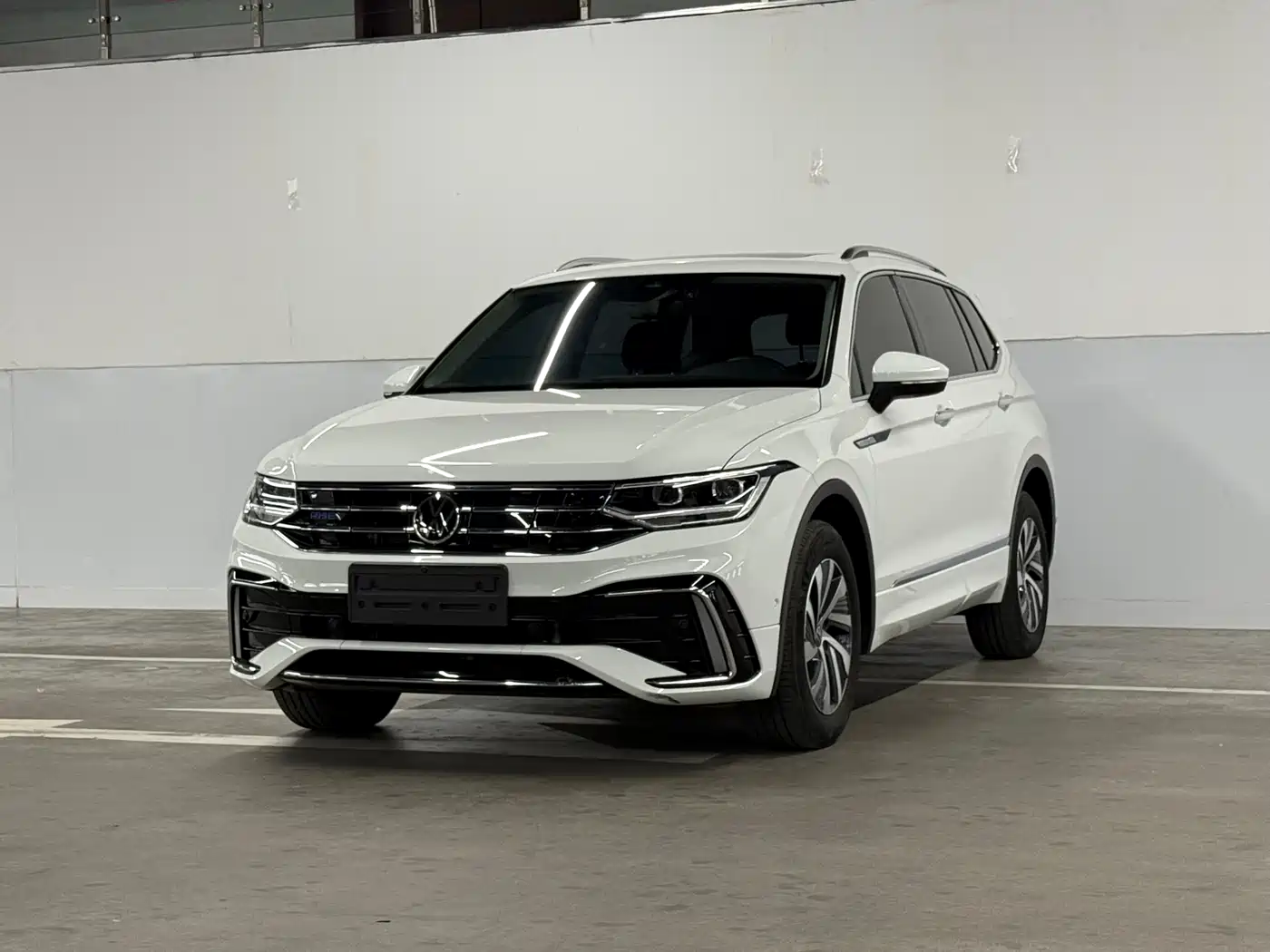 VOLKSWAGEN TIGUAN L NEW ENERGY