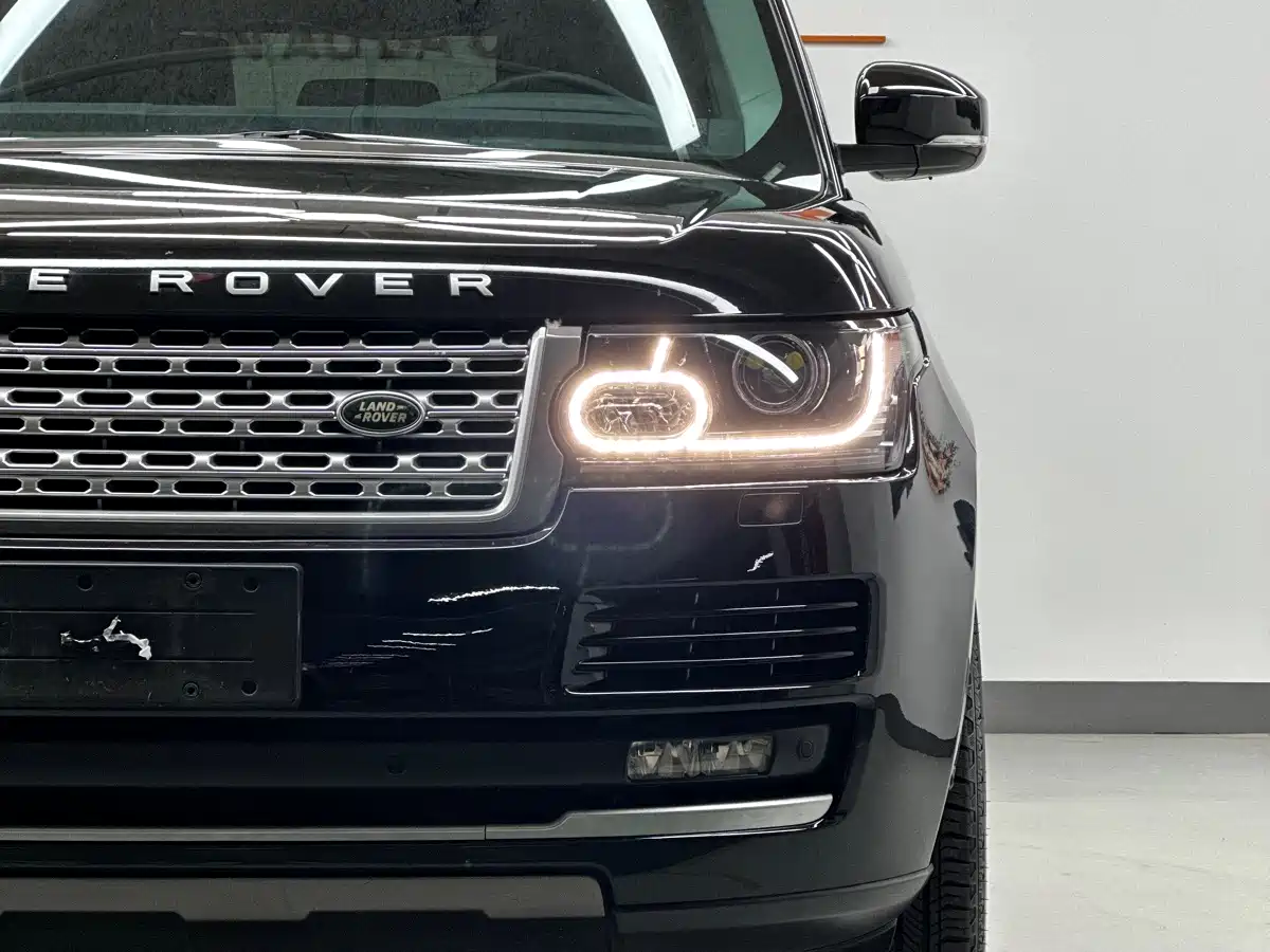 Land Rover Range Rover 2015 3.0 SC V6 Obsidian Limited Edition фото 7