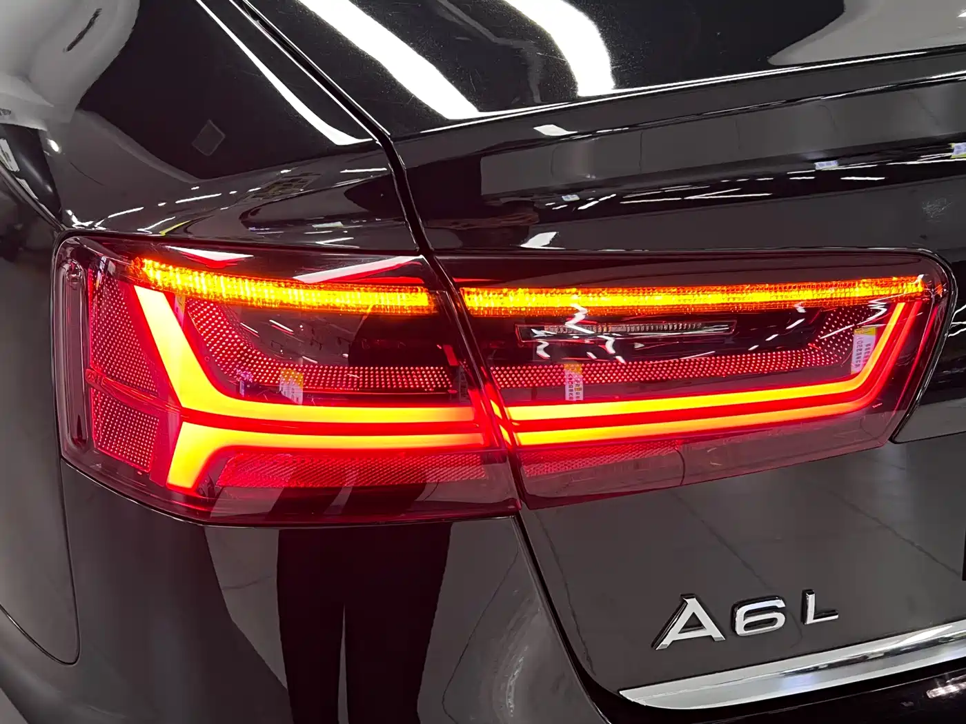 Audi A6L 2018 30th Anniversary 35 TFSI Fashion фото 12