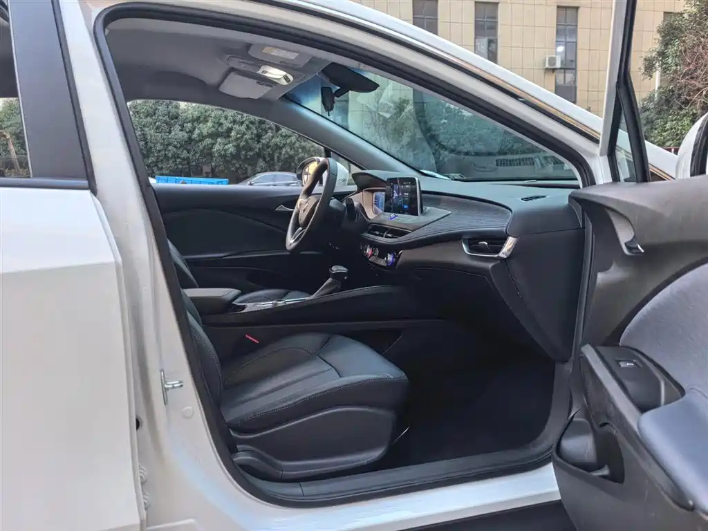 BUICK SLIGHTLY BLUE 6