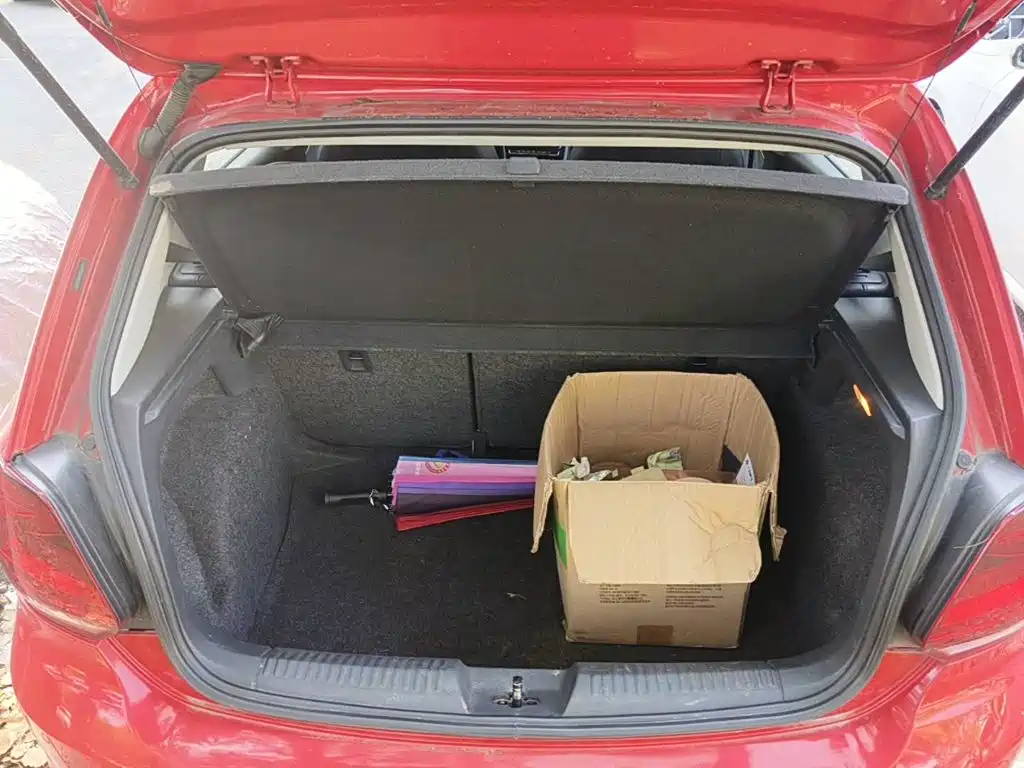 Photo 5 - Volkswagen Polo