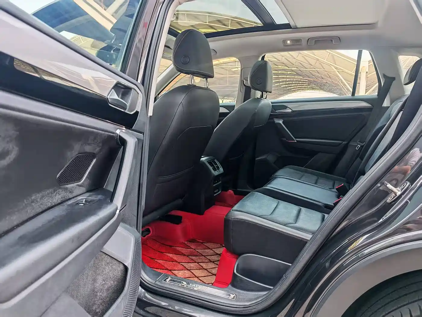Volkswagen Tayron 2019 330TSI 4WD Luxury China VI фото 8