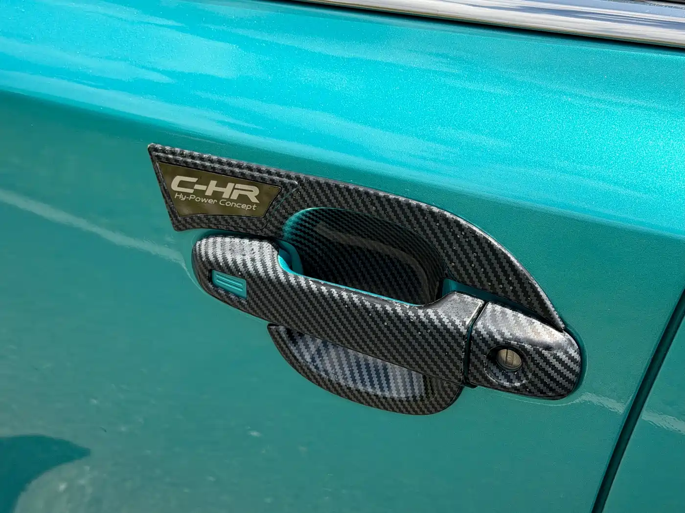 Фото 20 - Toyota C-HR
