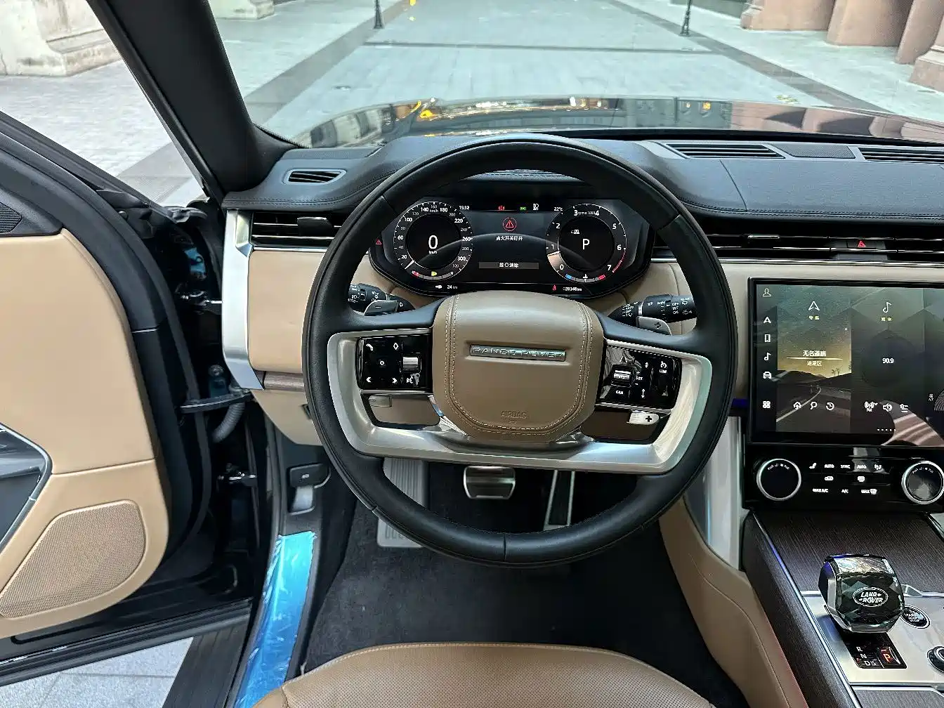 Фото 17 - Land Rover Range Rover
