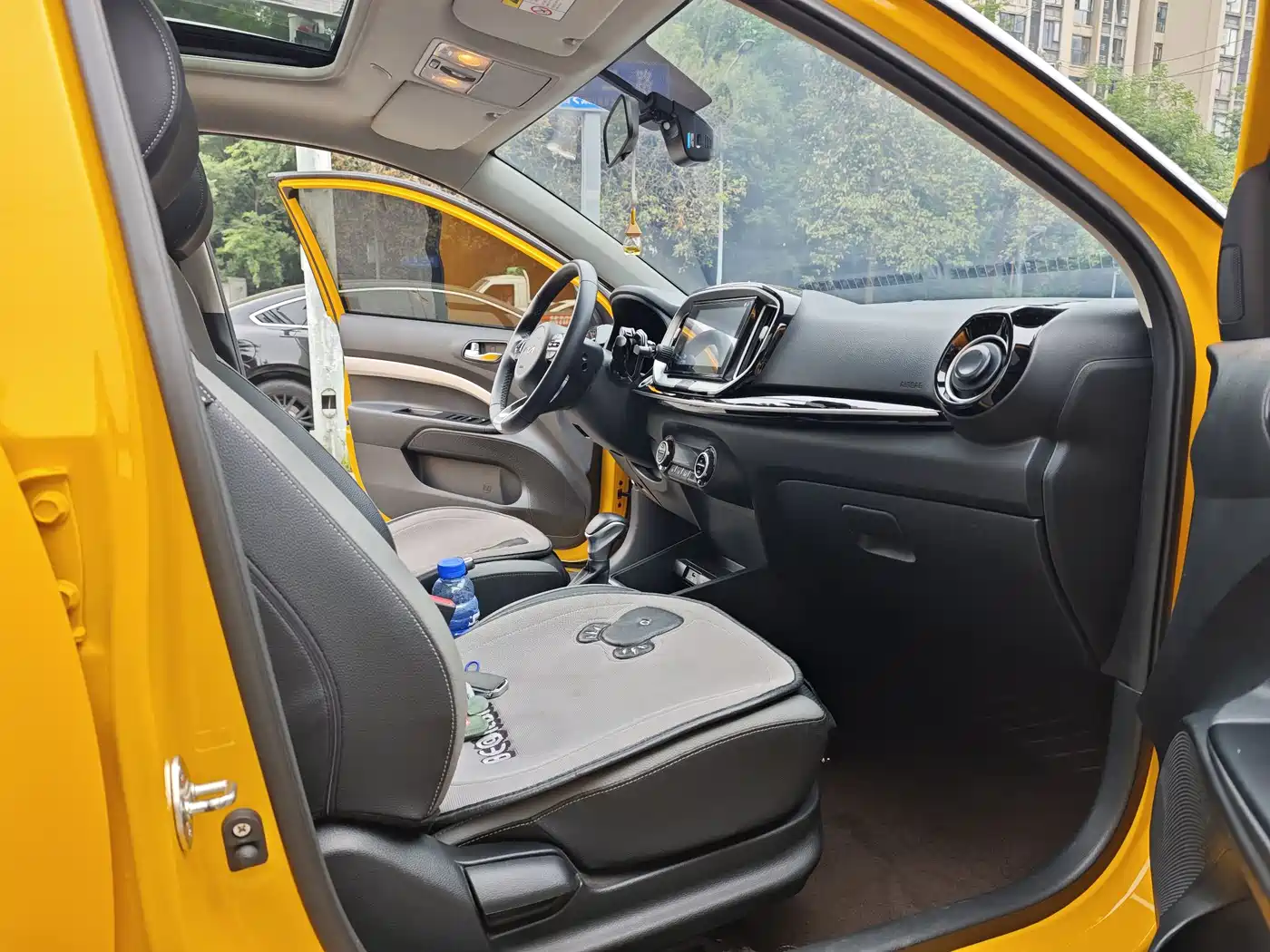 Kia KX1 2021 1.4L CVT Fun Sunroof Version фото 13
