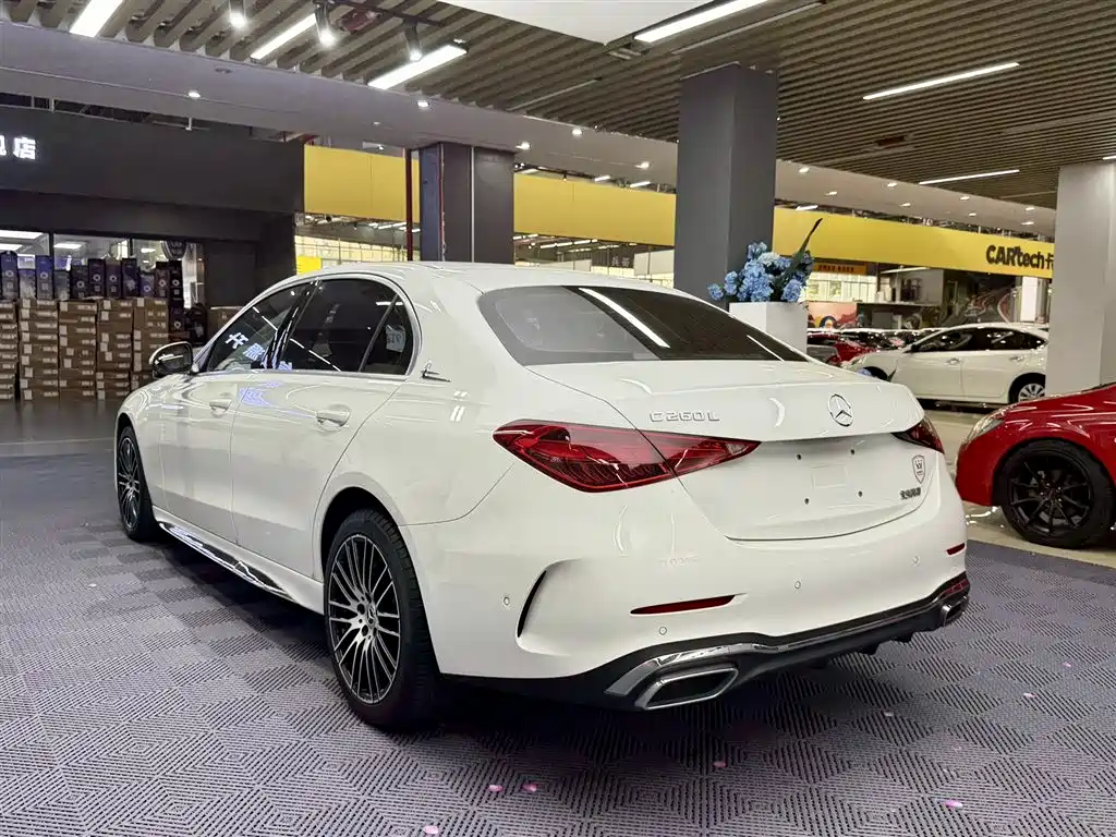 Mercedes-Benz C-Class 2023 Facelift C 200 L Sport Edition фото 4
