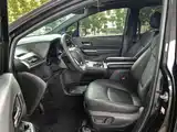 Фото 8 - Toyota Granvia