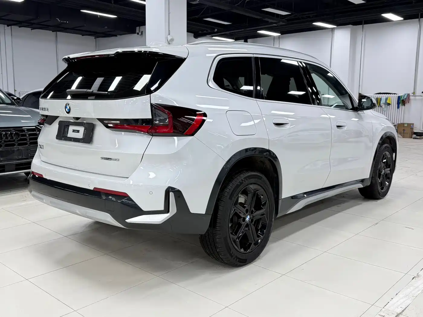 BMW X1 2023 sDrive20Li X Design Package фото 5