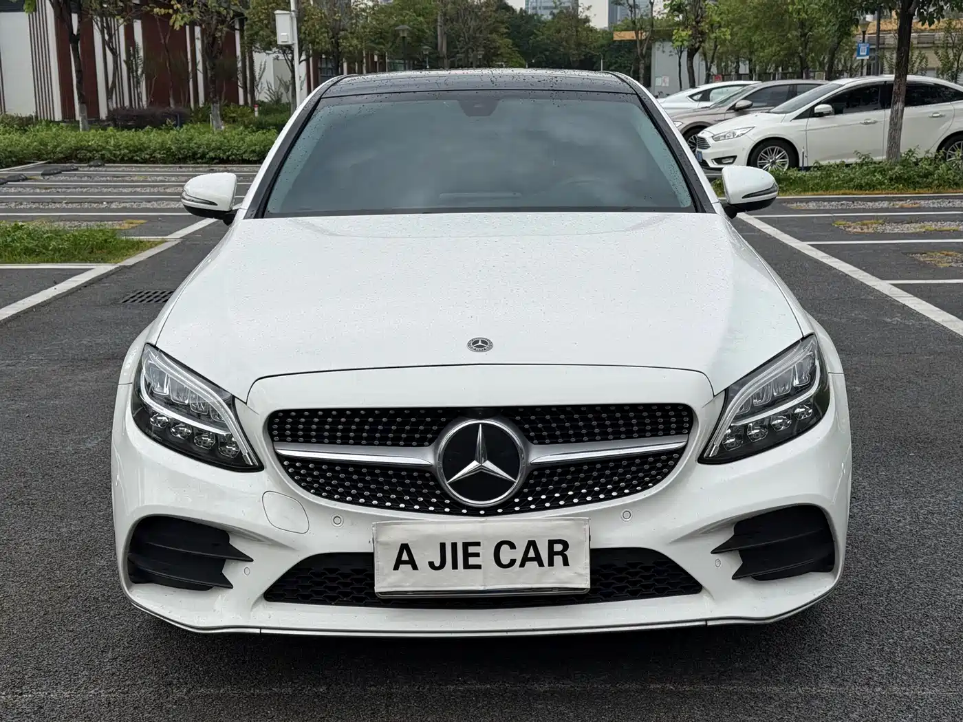 MERCEDES-BENZ CLASS C