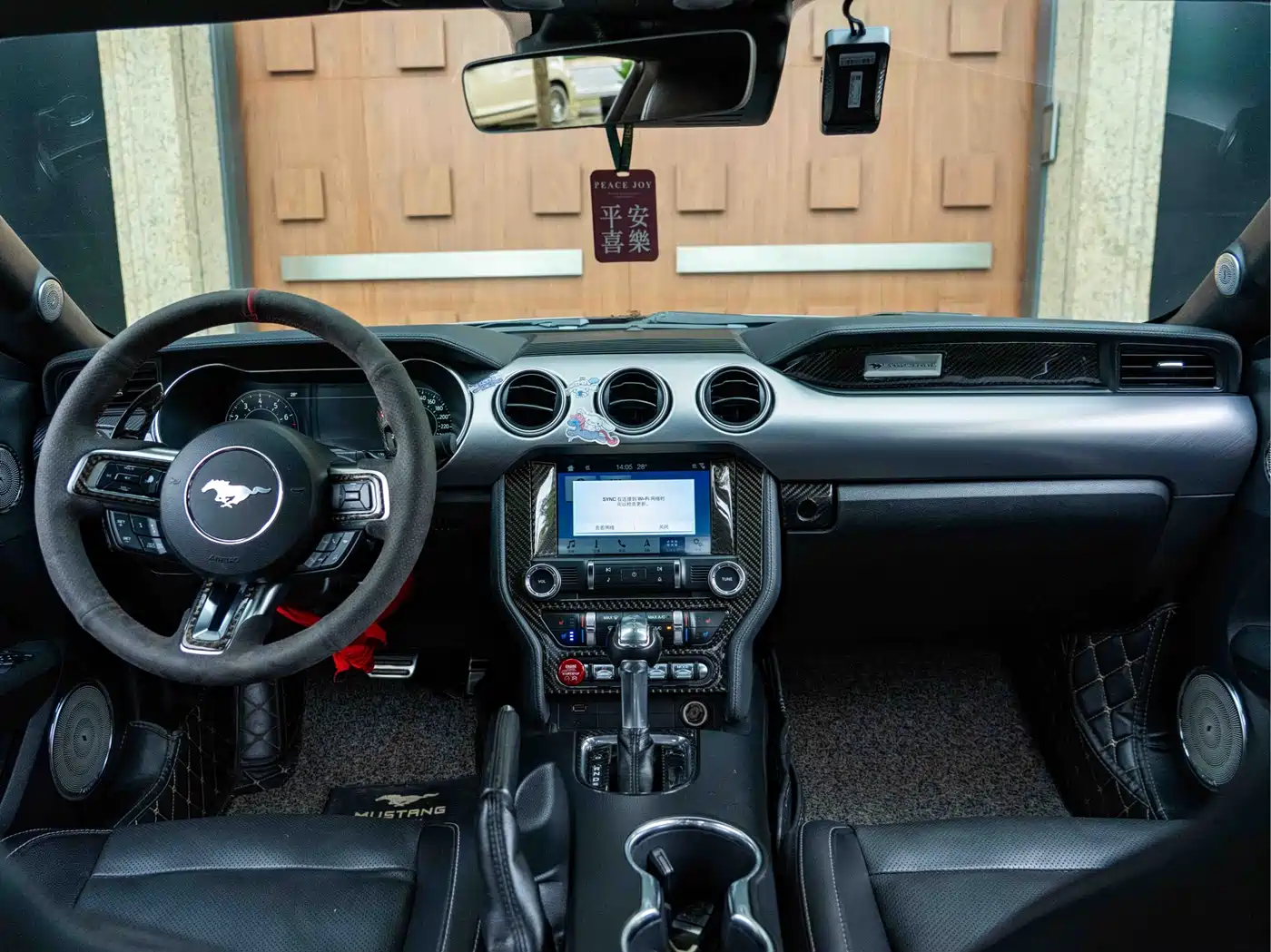 Ford Mustang 2018 Model 2.3L EcoBoost фото 15