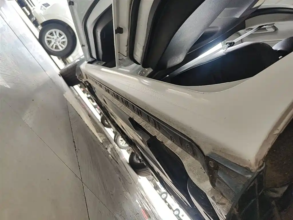 Toyota Corolla 2018 Hybrid 1.8L E-CVT Smart Edition фото 21