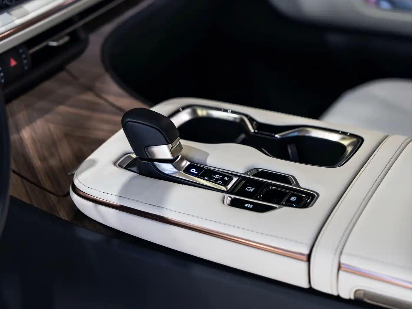 Lexus LM 2025 2025 Model 500h Six-Seater Prestige Edition