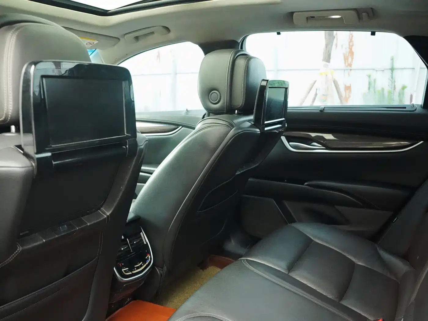 Cadillac XTS 2013 28T Luxury фото 11