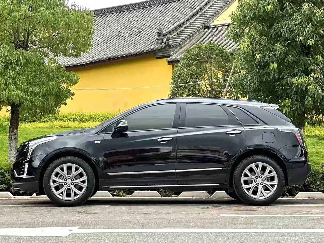 Фото 3 - Cadillac XT5