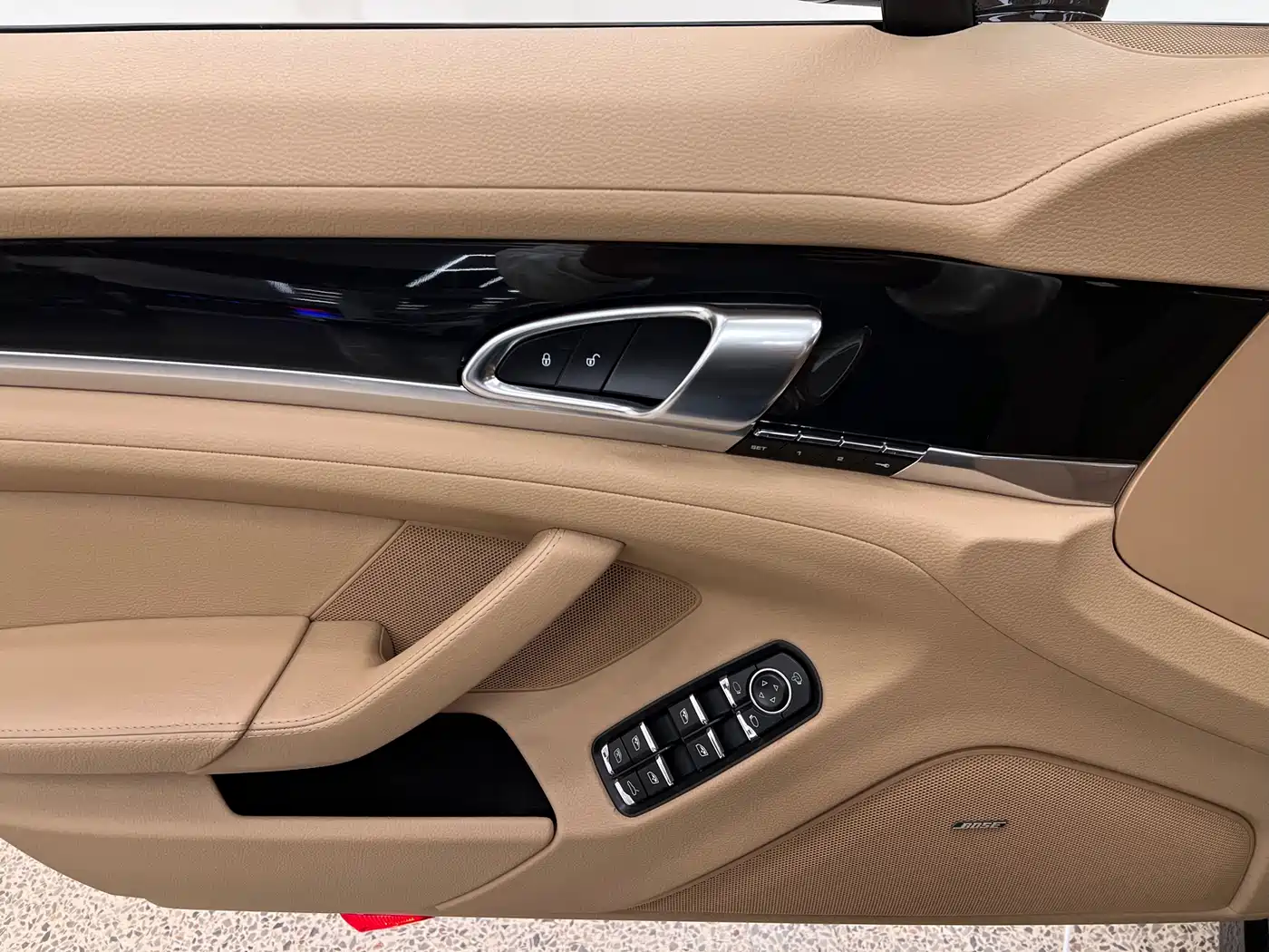 Porsche Panamera 2016 Panamera 4 Edition 3.0T фото 18