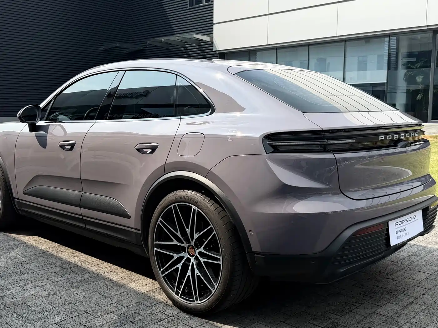 Porsche Macan EV 2024 2024 Macan 4