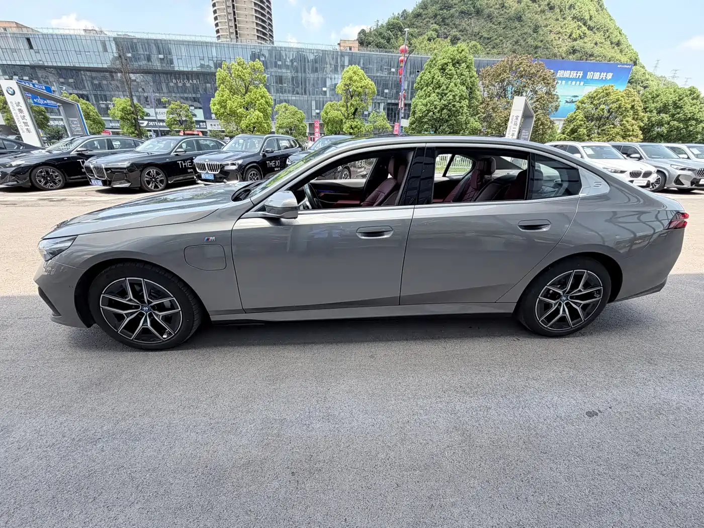 BMW i5 2024 eDrive 35L M Sport Package фото 4
