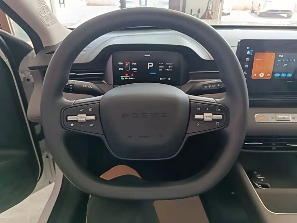 Roewe D6 2026 2025 Model 450km Premium Edition