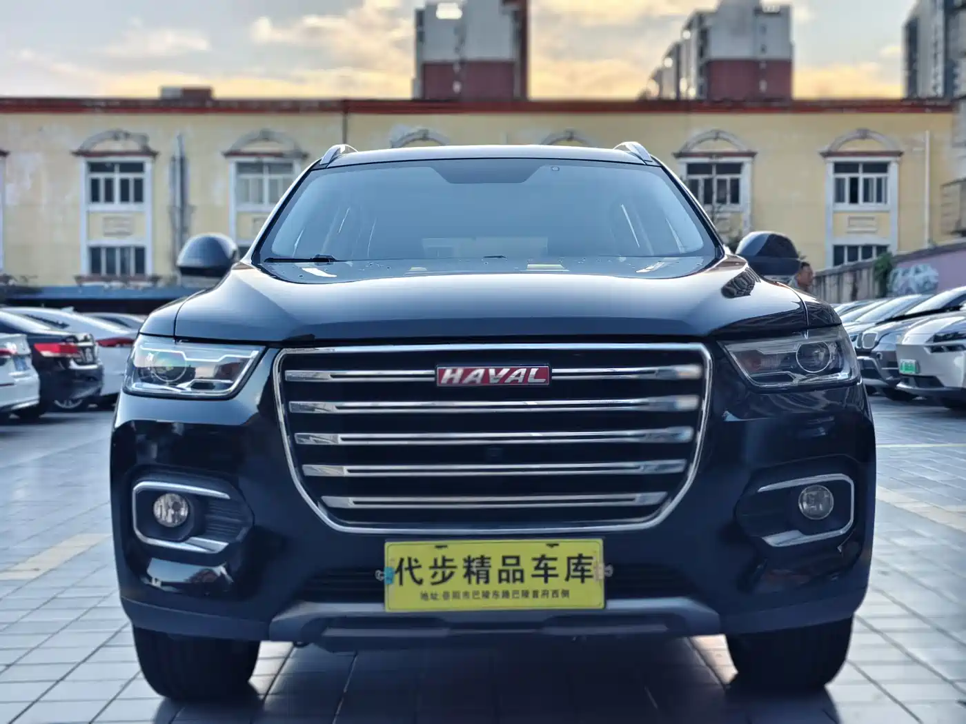 Photo 2 - Haval H6