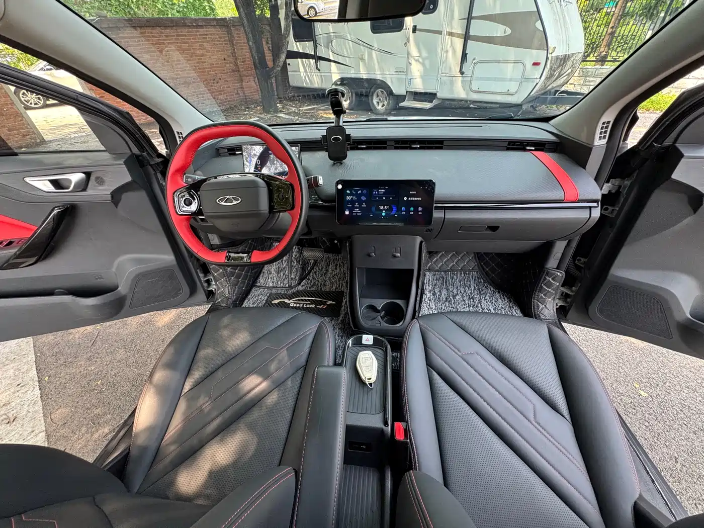 Chery New Energy Chery Wujie Pro 2023 2022 301km Monster Edition NCM 30.6kWh