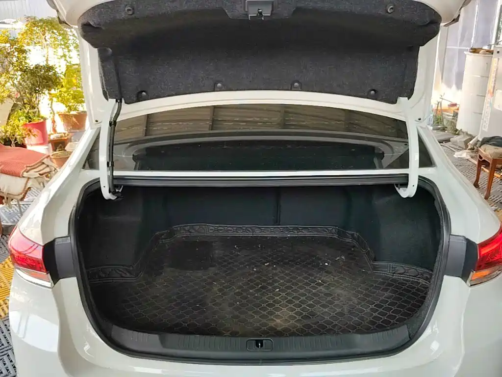 Фото 19 - Buick Excelle