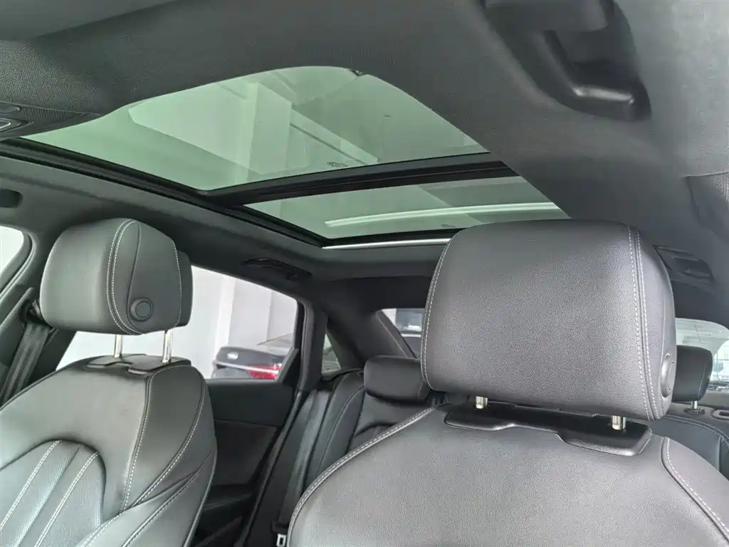 Audi A4L 2024 40 TFSI Luxury Dynamic фото 14