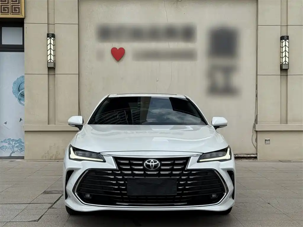 Toyota Avalon 2022 2.0L Luxury Edition фото 4