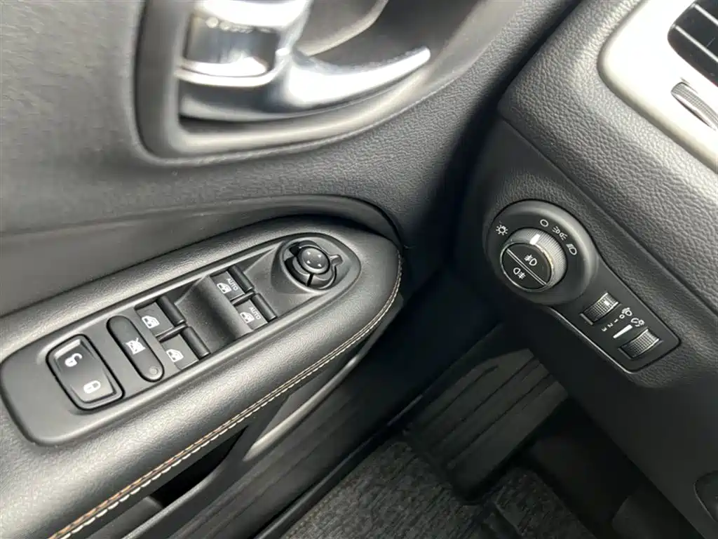 Jeep Compass 2019 2019 200T Auto Family AWD-Connected Large Screen Edition