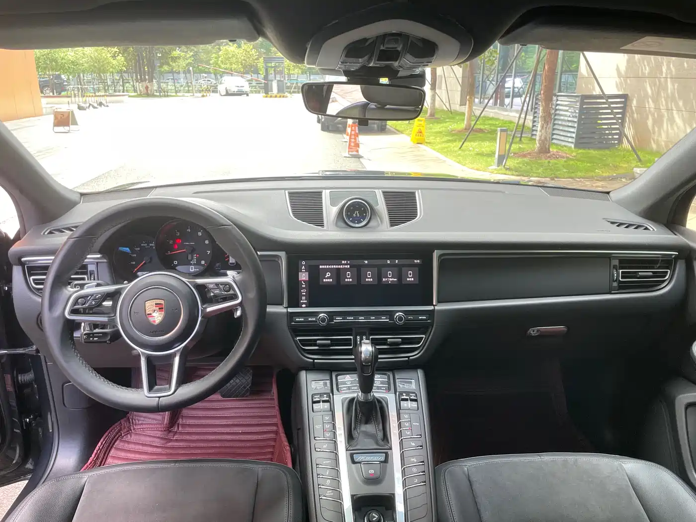 Porsche Macan 2018 Macan 2.0T фото 8