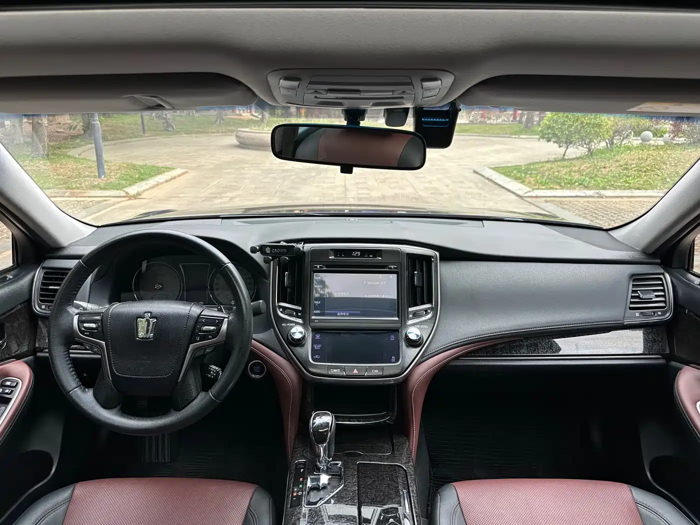 Toyota Crown 2018 2.0T Sport Edition фото 8