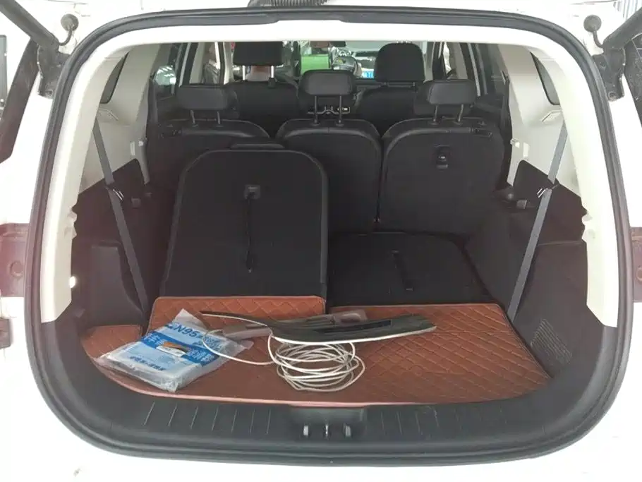 Geely Okavango 2021 2020 1.8TD DCT Flagship 7-Seater