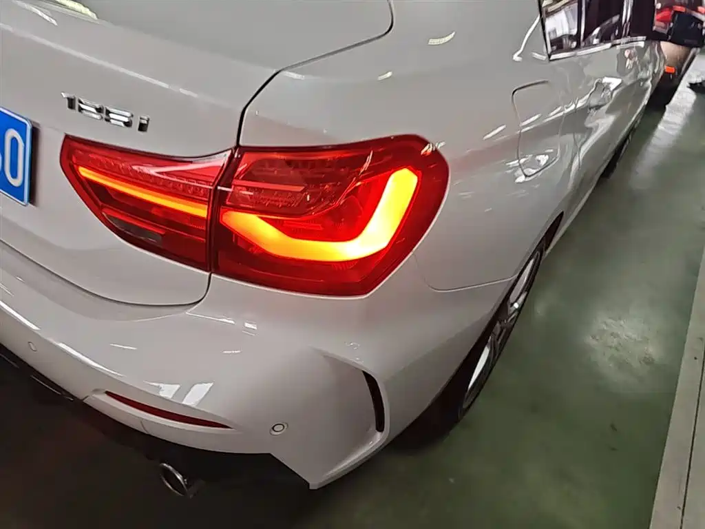 BMW 1 Series 2020 Model 125i Leading M Sport Package фото 8