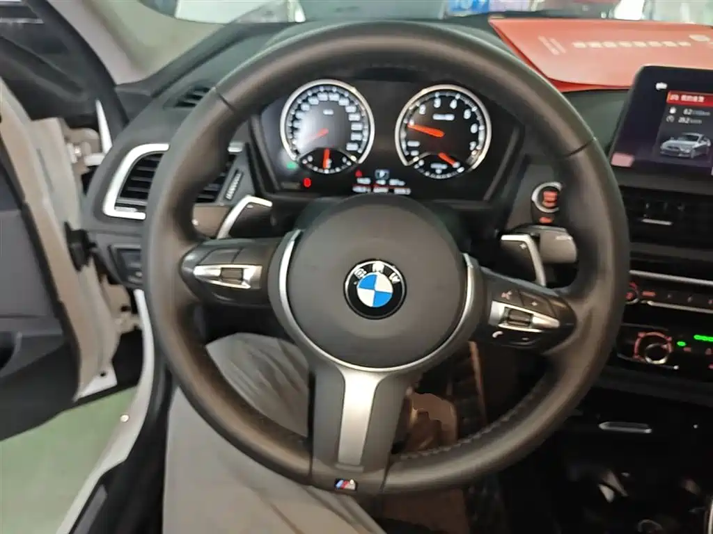 BMW 1 Series 2020 Model 125i Leading M Sport Package фото 11