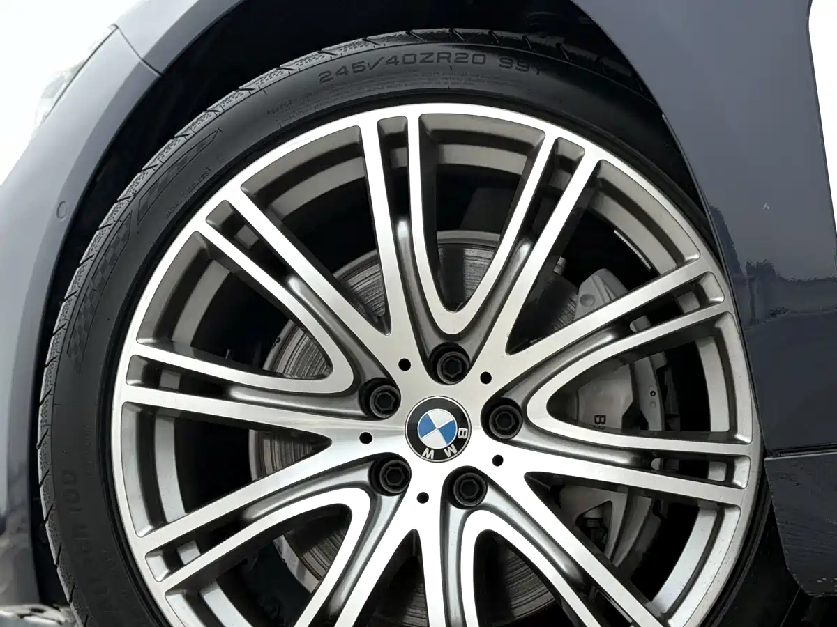 BMW 7 Series 2019 Facelift 740Li xDrive Executive Luxury Package фото 15